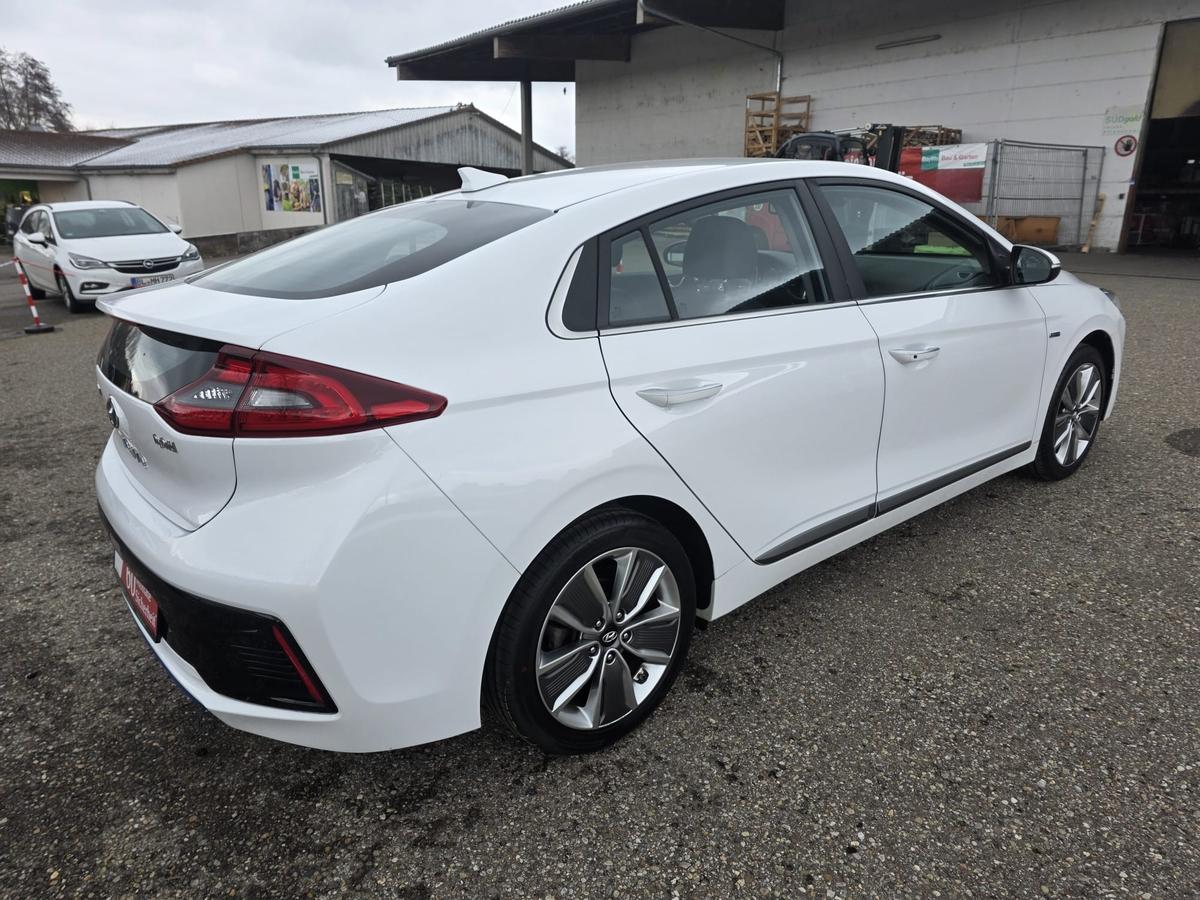 Hyundai IONIQ IONIQ 1,6 GDI Premium Hybrid REDUZIERT!!