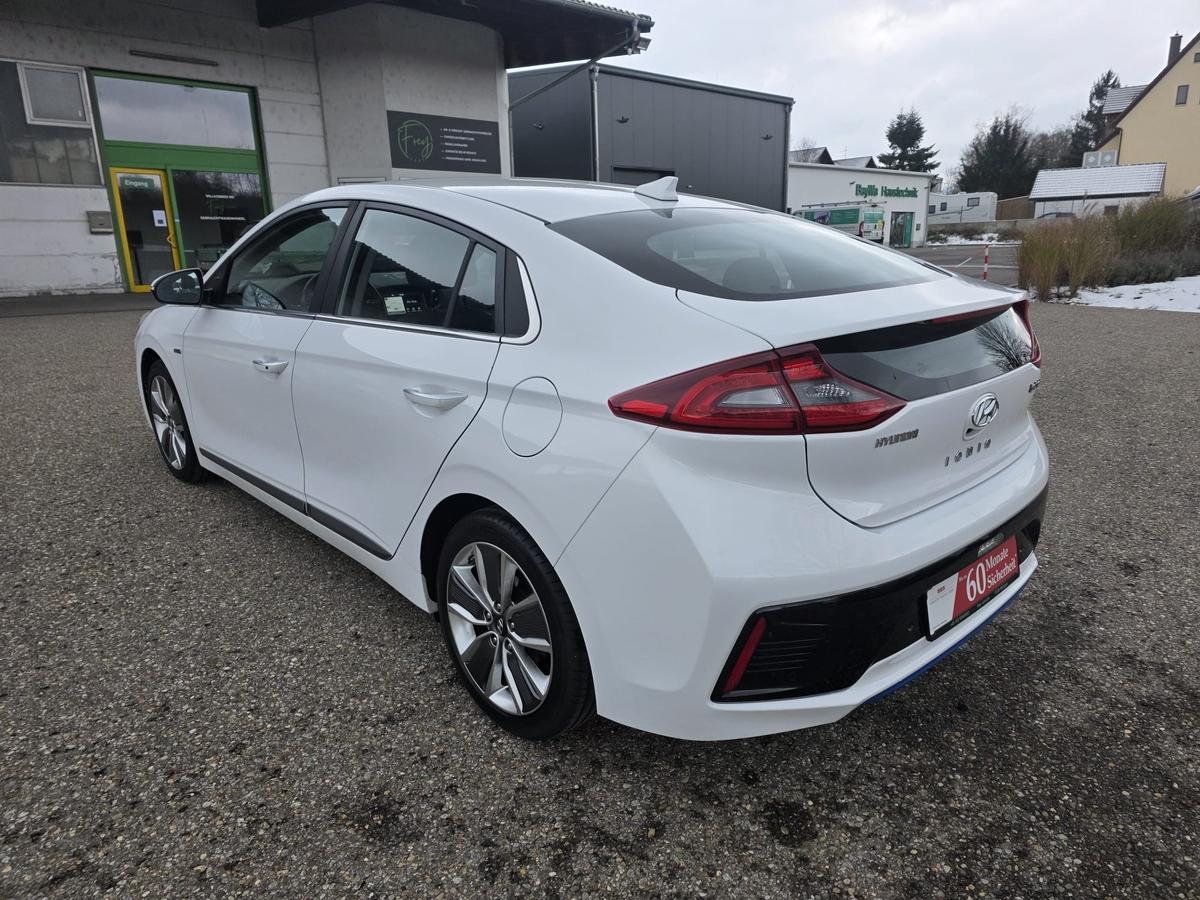 Hyundai IONIQ IONIQ 1,6 GDI Premium Hybrid REDUZIERT!!