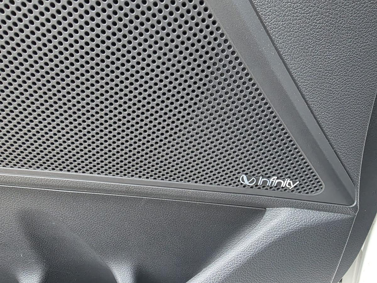 Hyundai IONIQ IONIQ 1,6 GDI Premium Hybrid REDUZIERT!!