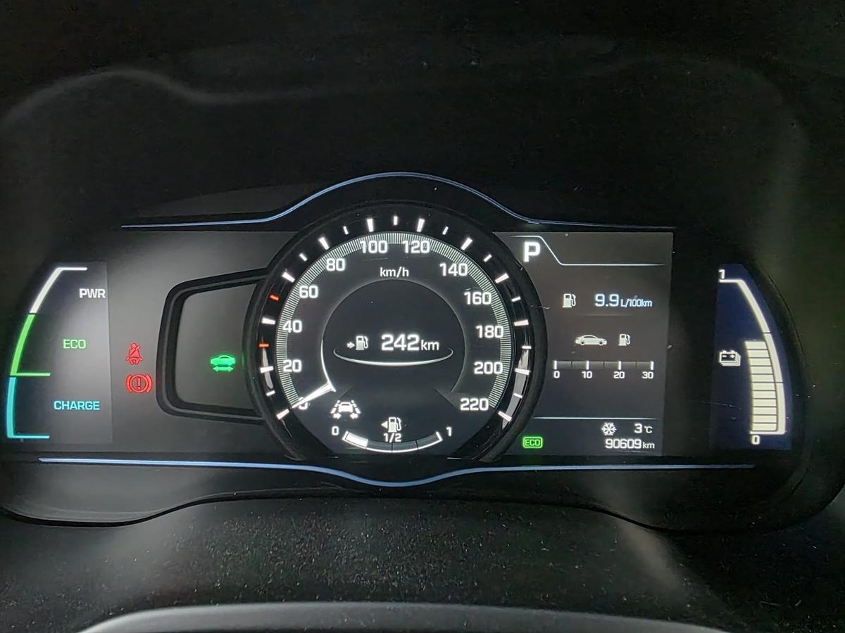 Hyundai IONIQ IONIQ 1,6 GDI Premium Hybrid REDUZIERT!!