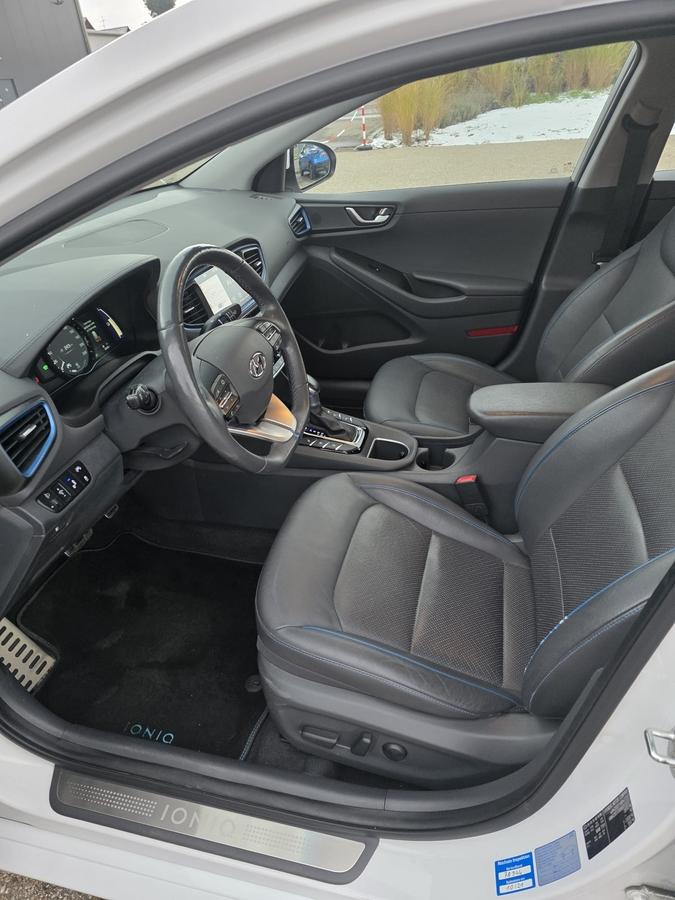 Hyundai IONIQ IONIQ 1,6 GDI Premium Hybrid REDUZIERT!!