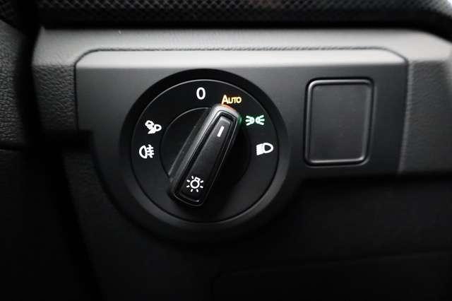 Volkswagen T-Cross 1.0 TSI DSG Life, IQ.Light, AHK, ACC, Kamera, 17-Z