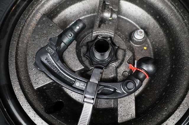 Volkswagen T-Cross 1.0 TSI DSG Life, IQ.Light, AHK, ACC, Kamera, 17-Z