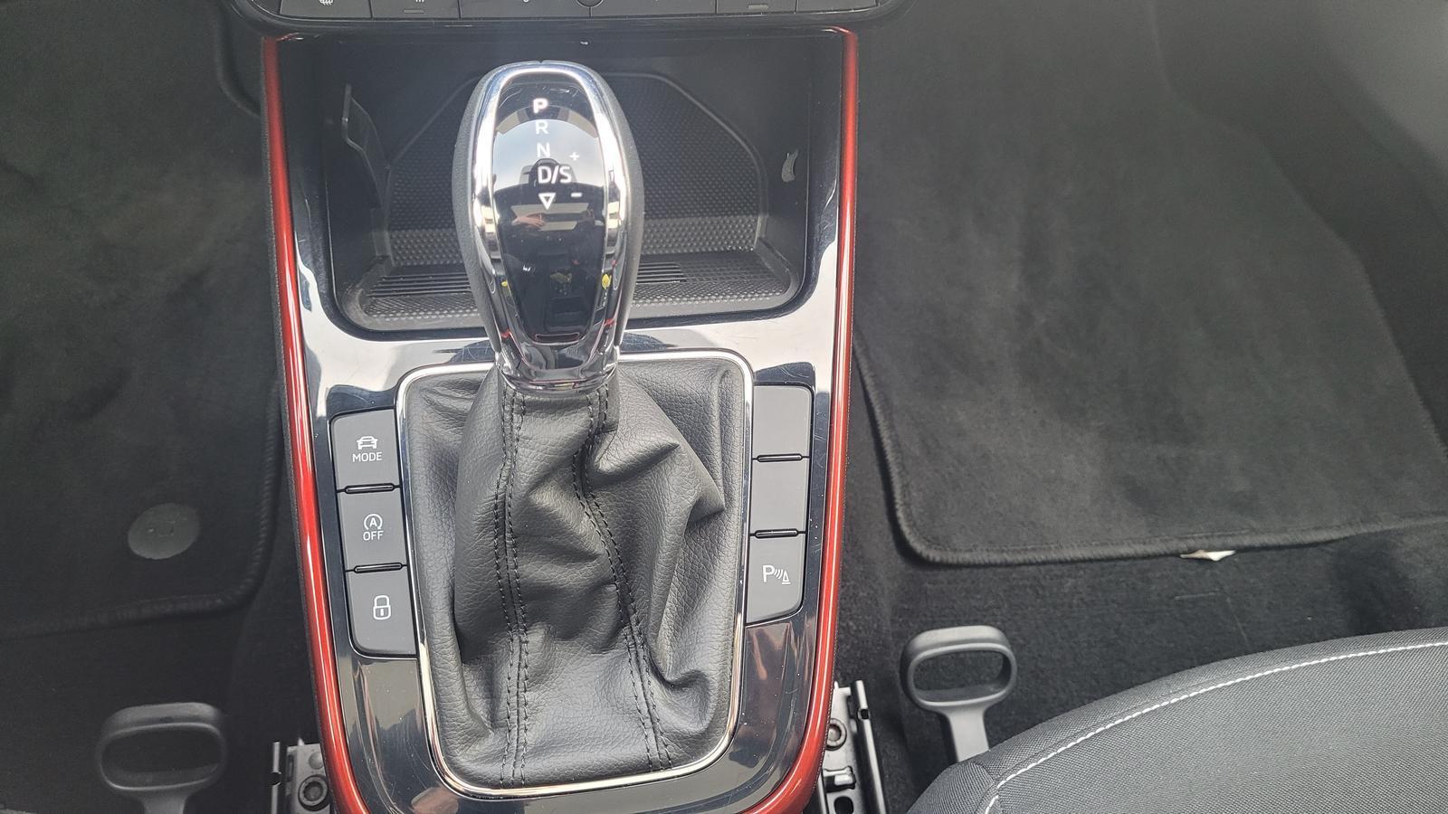 Skoda Fabia Monte Carlo*5JGar*LED*PDach*Shzg*PDC*Cam*