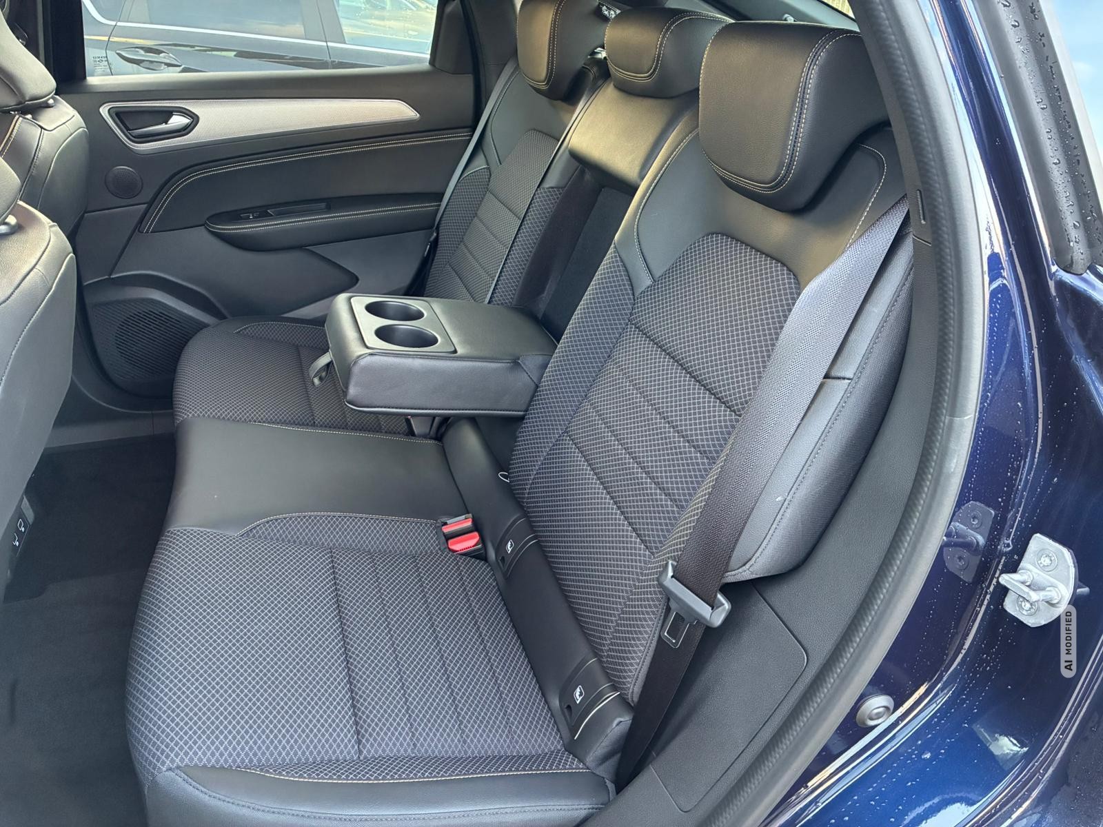 Renault Arkana Techno Full Hybrid e-tech 145 / Soundsystem / NAVI / Teilleder / ACC / PD