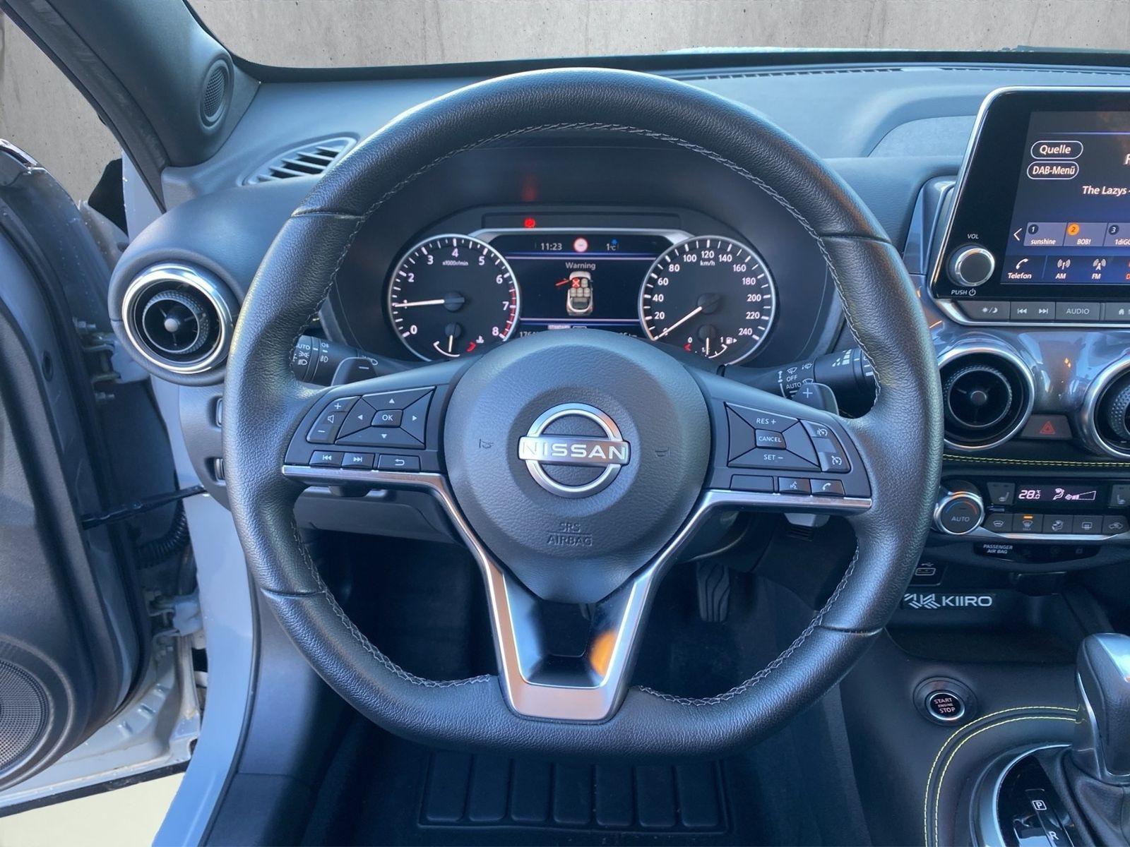 Nissan Juke (F16) Kiiro