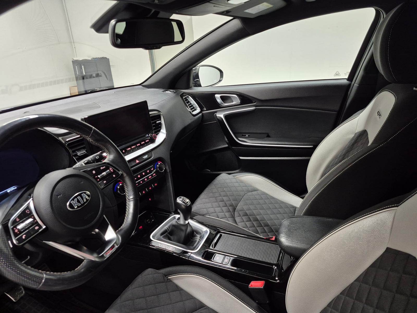 Kia GT-Line LED/Navi/JBL/AHK/SHZ/Kam/17-LM