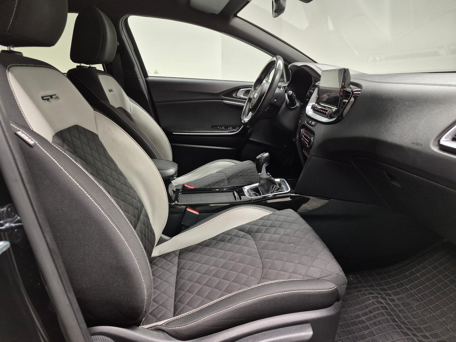 Kia GT-Line LED/Navi/JBL/AHK/SHZ/Kam/17-LM