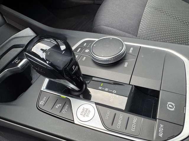 BMW 120 1 Lim. 120 d xDrive Advantage Kamera 1Hand