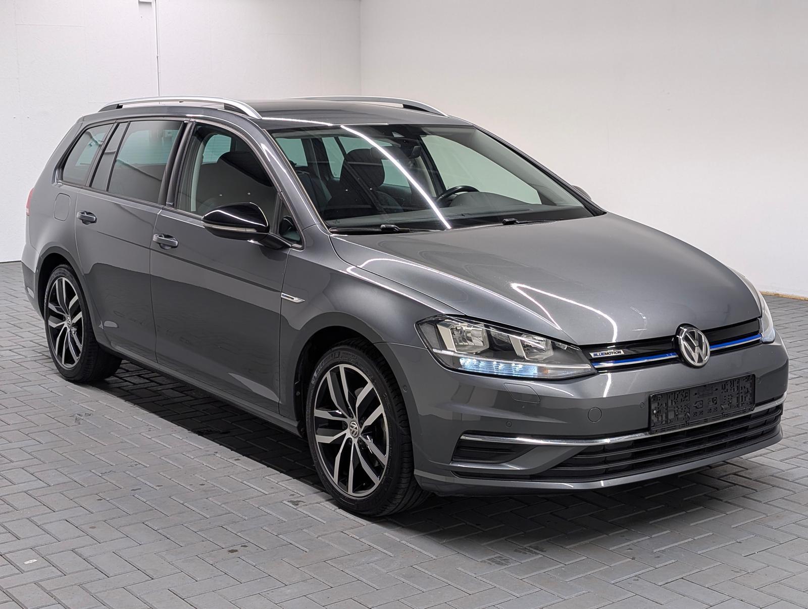 Volkswagen Golf Variant IQ-Drive Navi/ACC/SHZ/Kam/AHK/17-LM