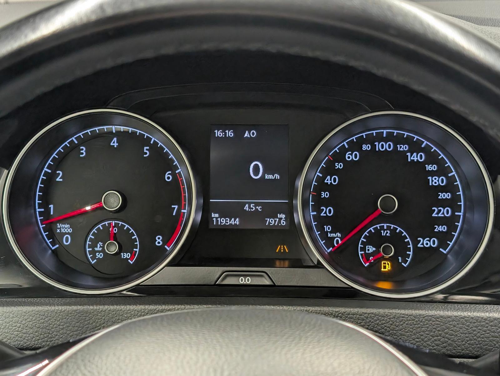 Volkswagen Golf Variant IQ-Drive Navi/ACC/SHZ/Kam/AHK/17-LM