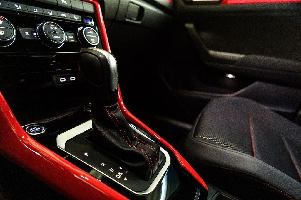 Volkswagen T-Roc Sport 1.5 TSI DSG 