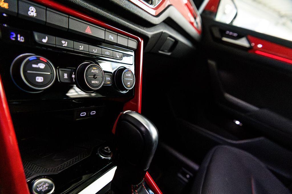 Volkswagen T-Roc Sport 1.5 TSI DSG 