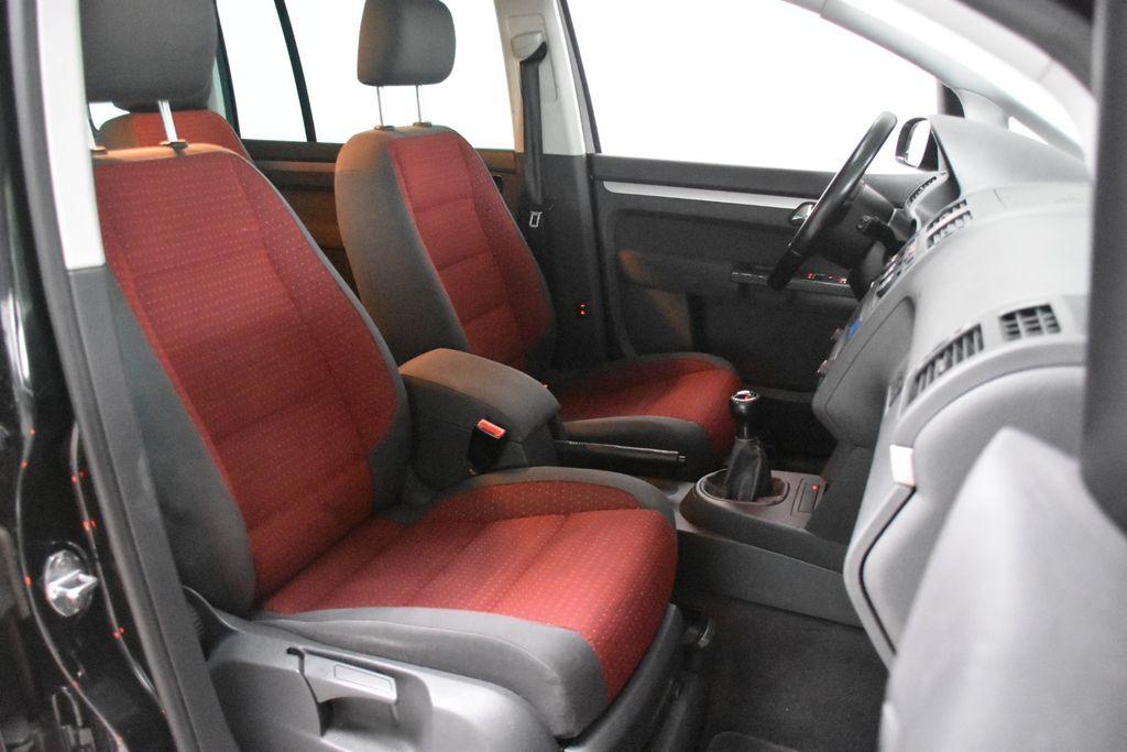 Volkswagen Touran 2.0 FSI 2Z-Klimaauto Tempo PDC 2.Hand