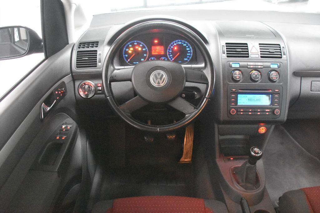 Volkswagen Touran 2.0 FSI 2Z-Klimaauto Tempo PDC 2.Hand