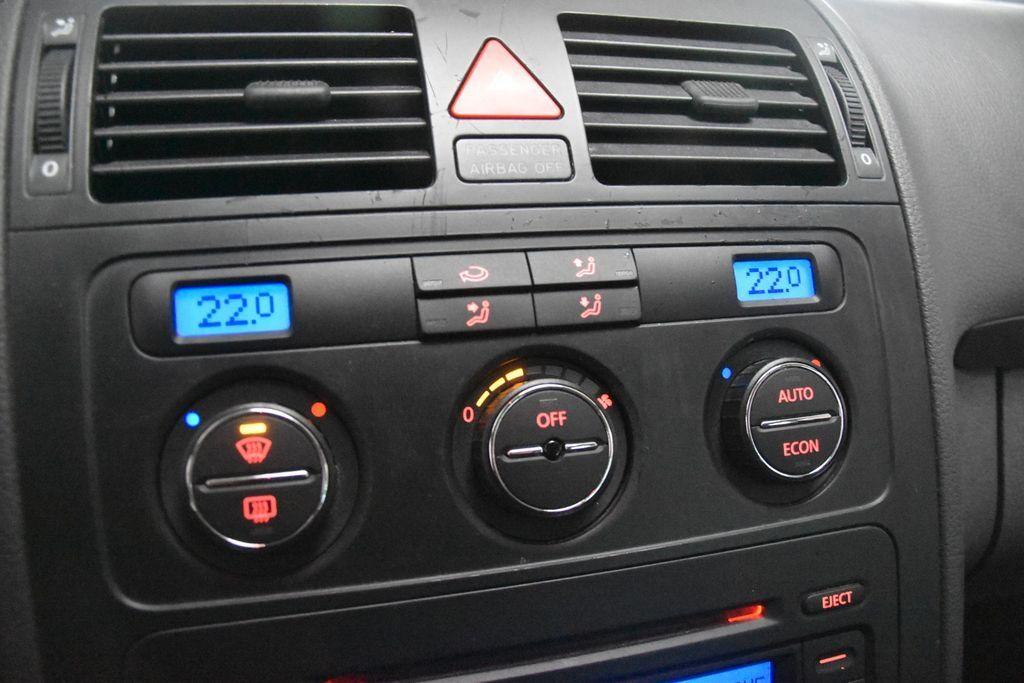 Volkswagen Touran 2.0 FSI 2Z-Klimaauto Tempo PDC 2.Hand