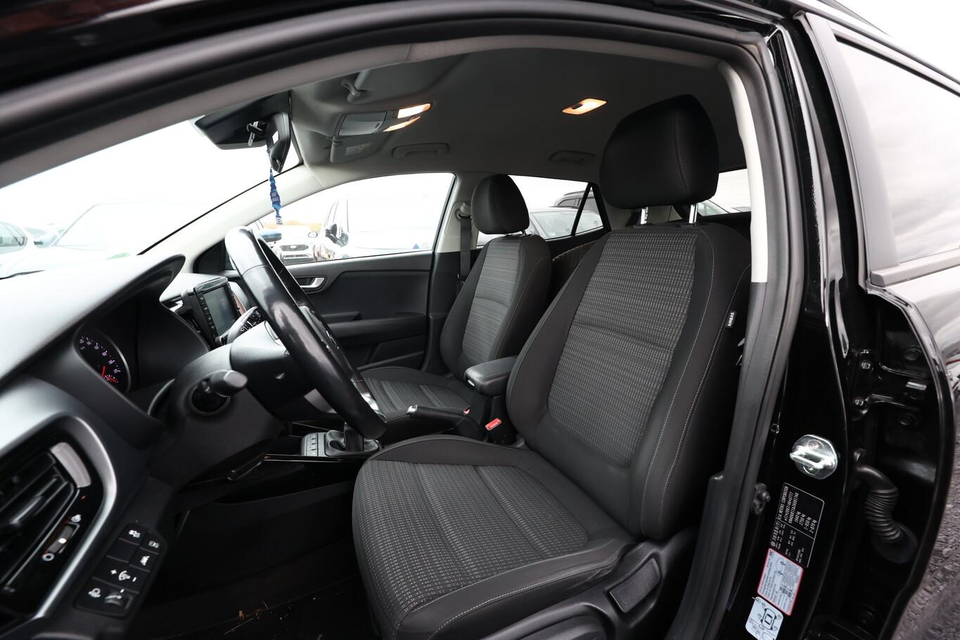 Kia Stonic 1.0 T-GDI 120 Vision Nav PDC Kam Temp 17Z