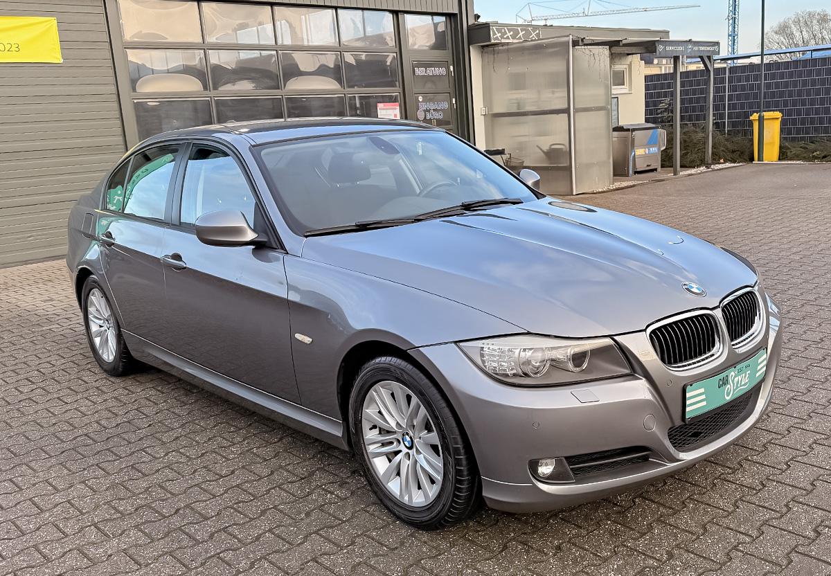 BMW 320 d E90 NAVI SHZ PDC KLIMA