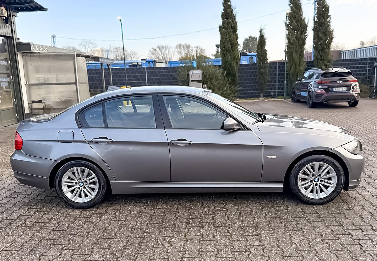 BMW 320 d E90 NAVI SHZ PDC KLIMA
