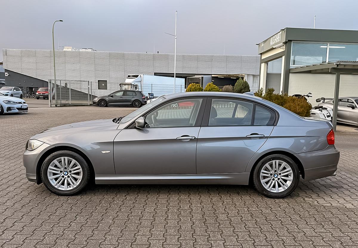 BMW 320 d E90 NAVI SHZ PDC KLIMA