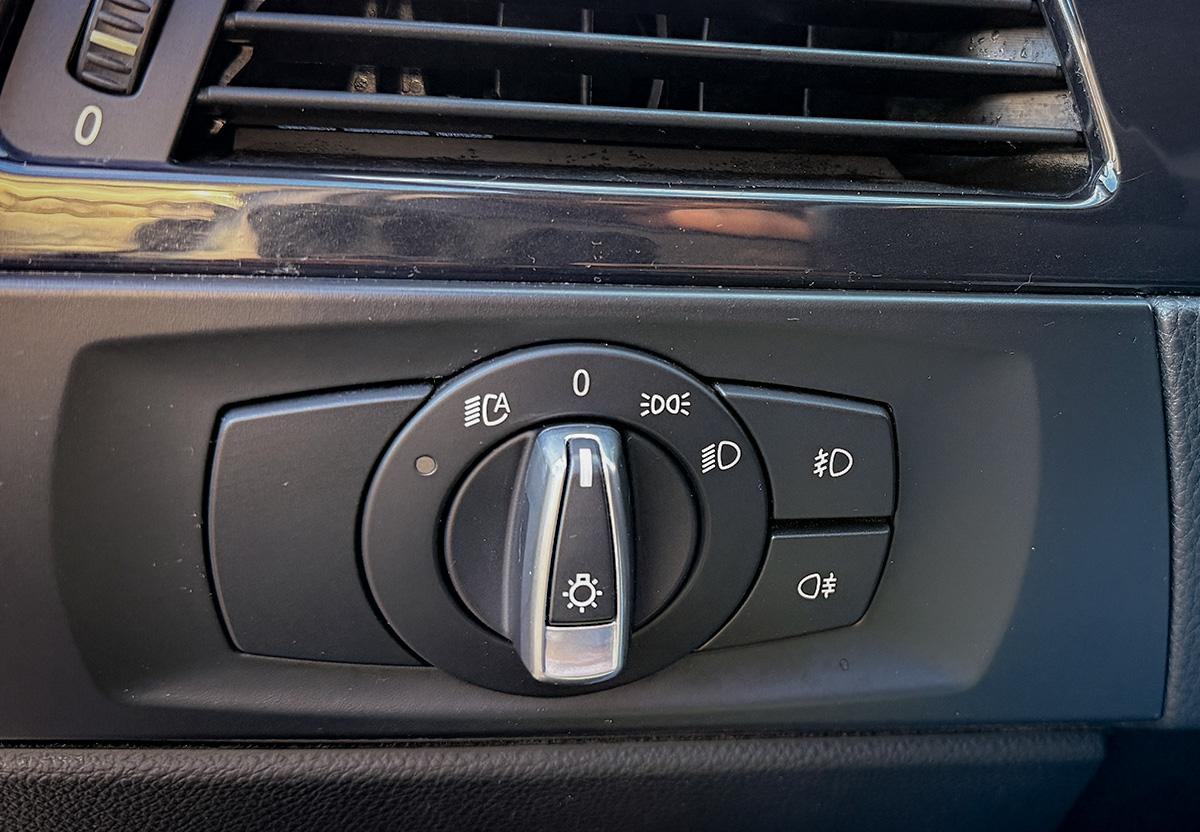 BMW 320 d E90 NAVI SHZ PDC KLIMA