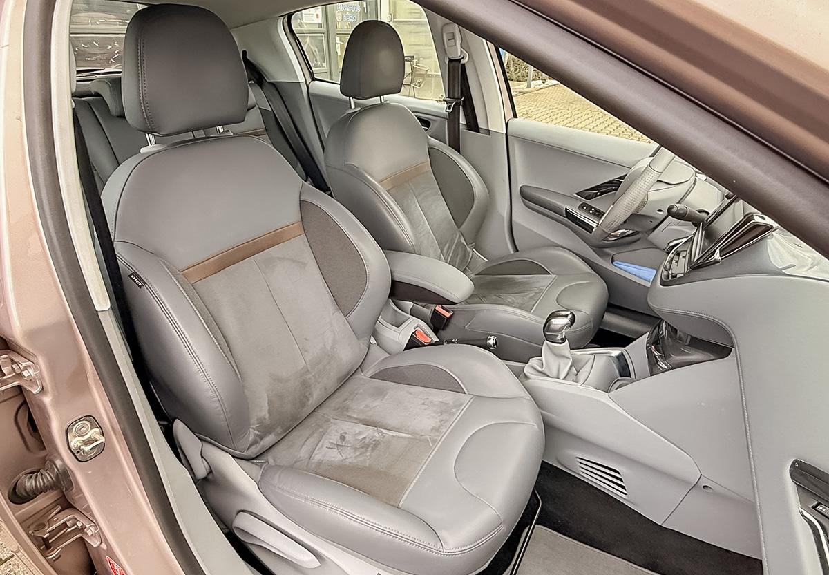 Peugeot 208 1.6 VTi 120 Allure NAVI SHZ PDC