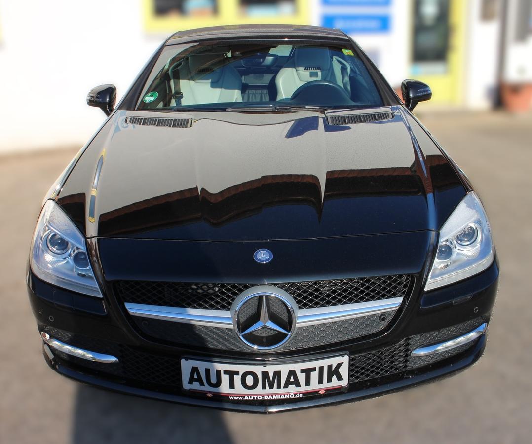 Mercedes-Benz SLK 200 BlueEFFICIENCY