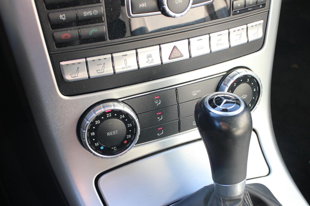 Mercedes-Benz SLK 200 BlueEFFICIENCY