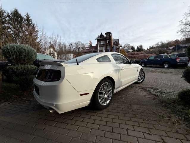 Ford Mustang 3,7 Leder
