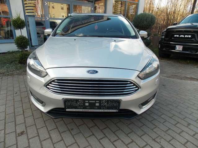 Ford Focus 1.5 Titanium Navi