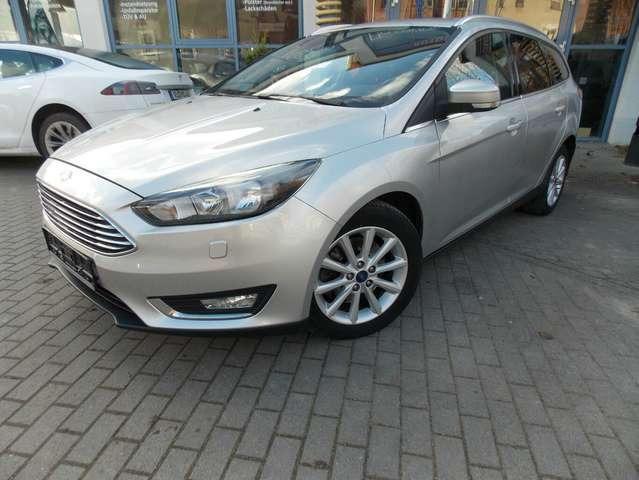 Ford Focus 1.5 Titanium Navi
