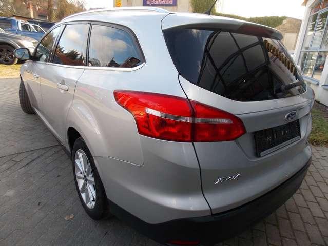 Ford Focus 1.5 Titanium Navi