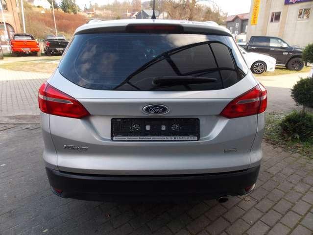 Ford Focus 1.5 Titanium Navi