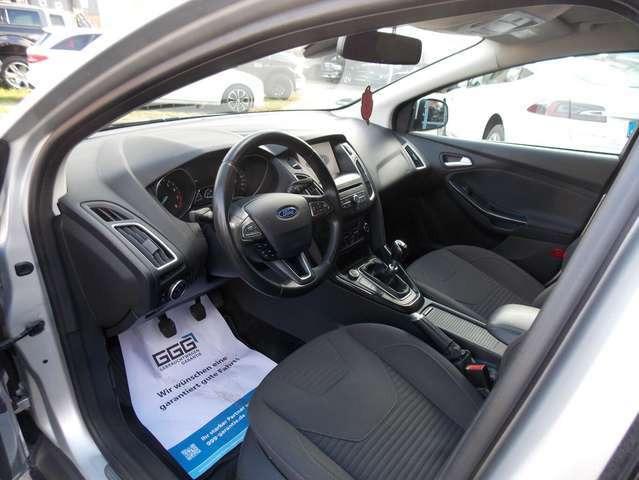 Ford Focus 1.5 Titanium Navi