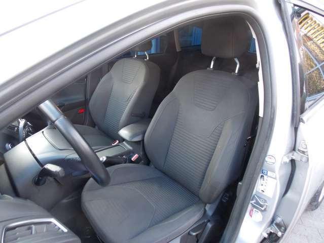 Ford Focus 1.5 Titanium Navi