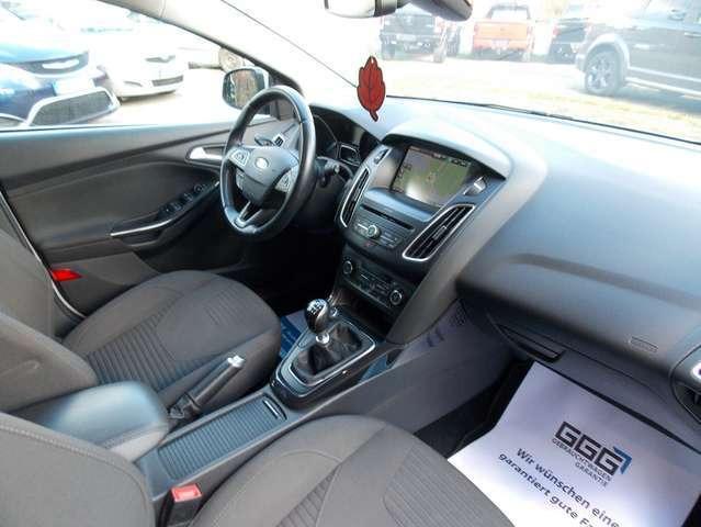 Ford Focus 1.5 Titanium Navi