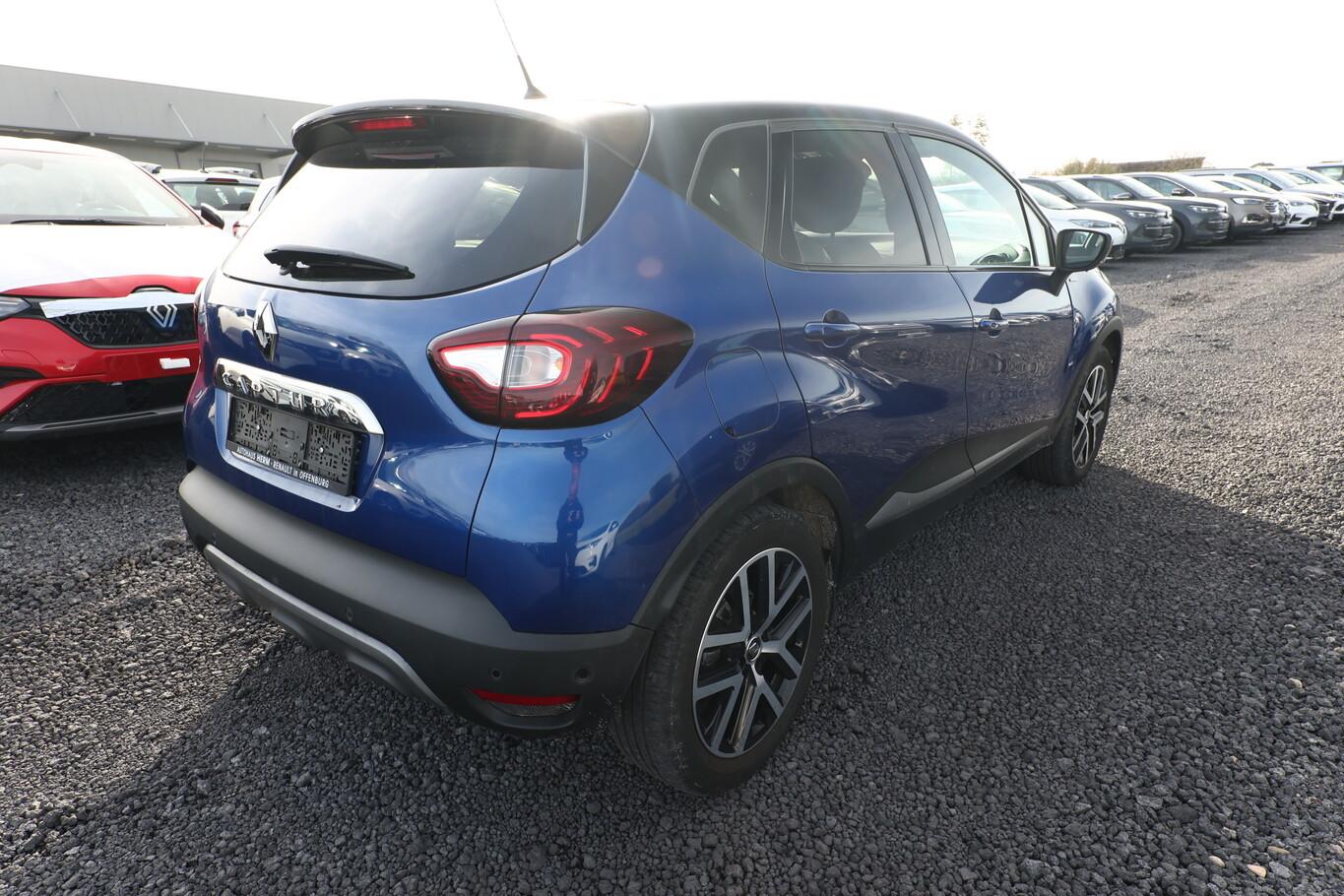 Renault Captur 1.3 TCe 150 EDC Version S LED Nav PDC 17Z