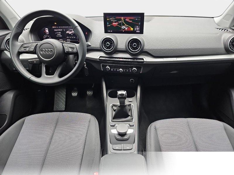 Audi Q2 30 TFSI S LINE NAVI LED KLIMAAUTO PDC KAMERA LM17