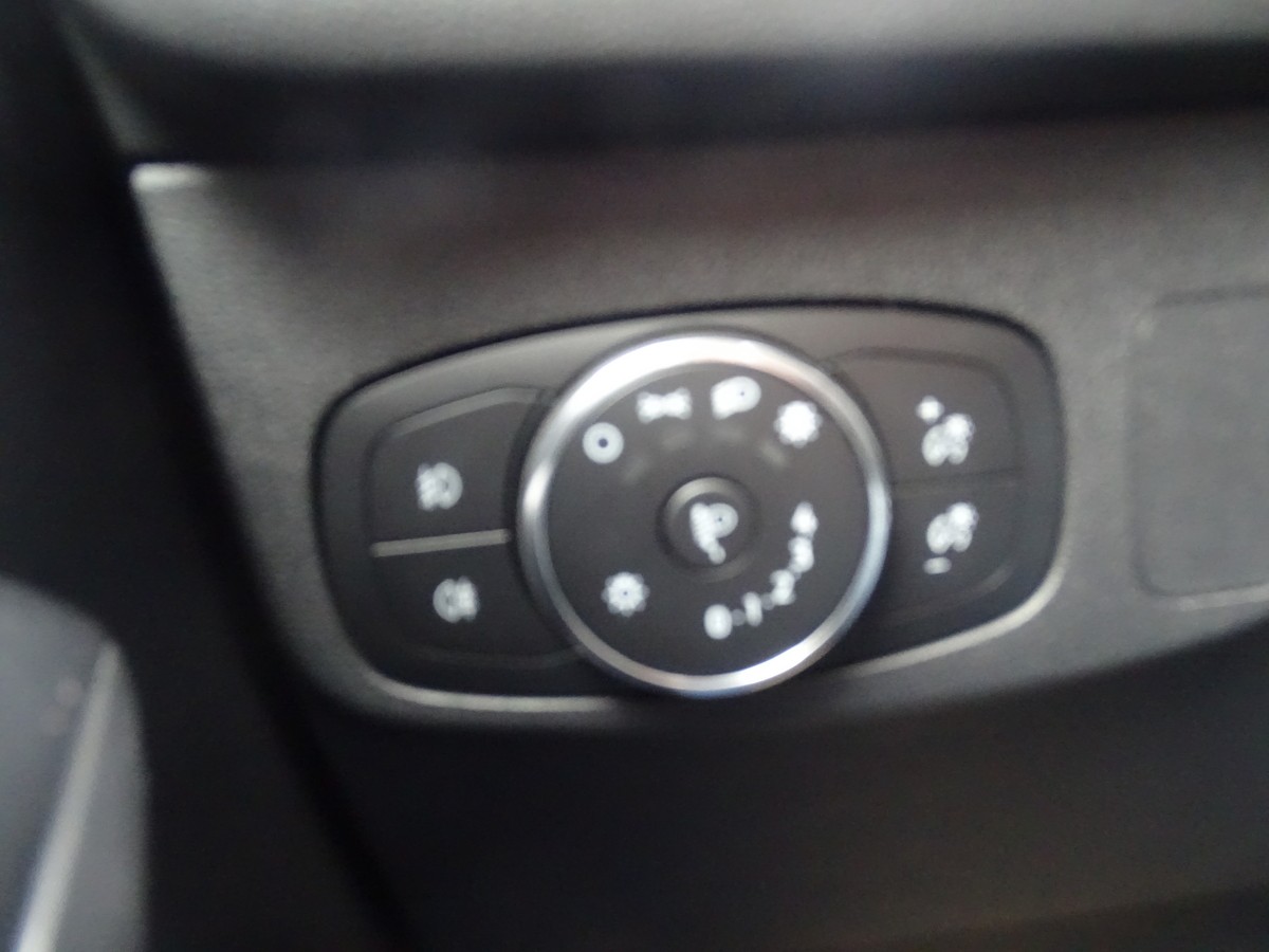Ford Focus 1.5 EcoBlue Turnier Titanium 