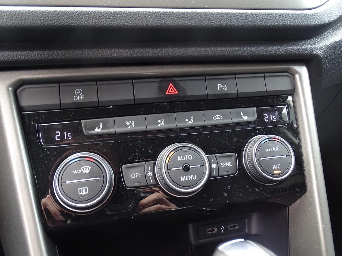 Volkswagen T-Roc 1.5 TSI DSG Style AHK