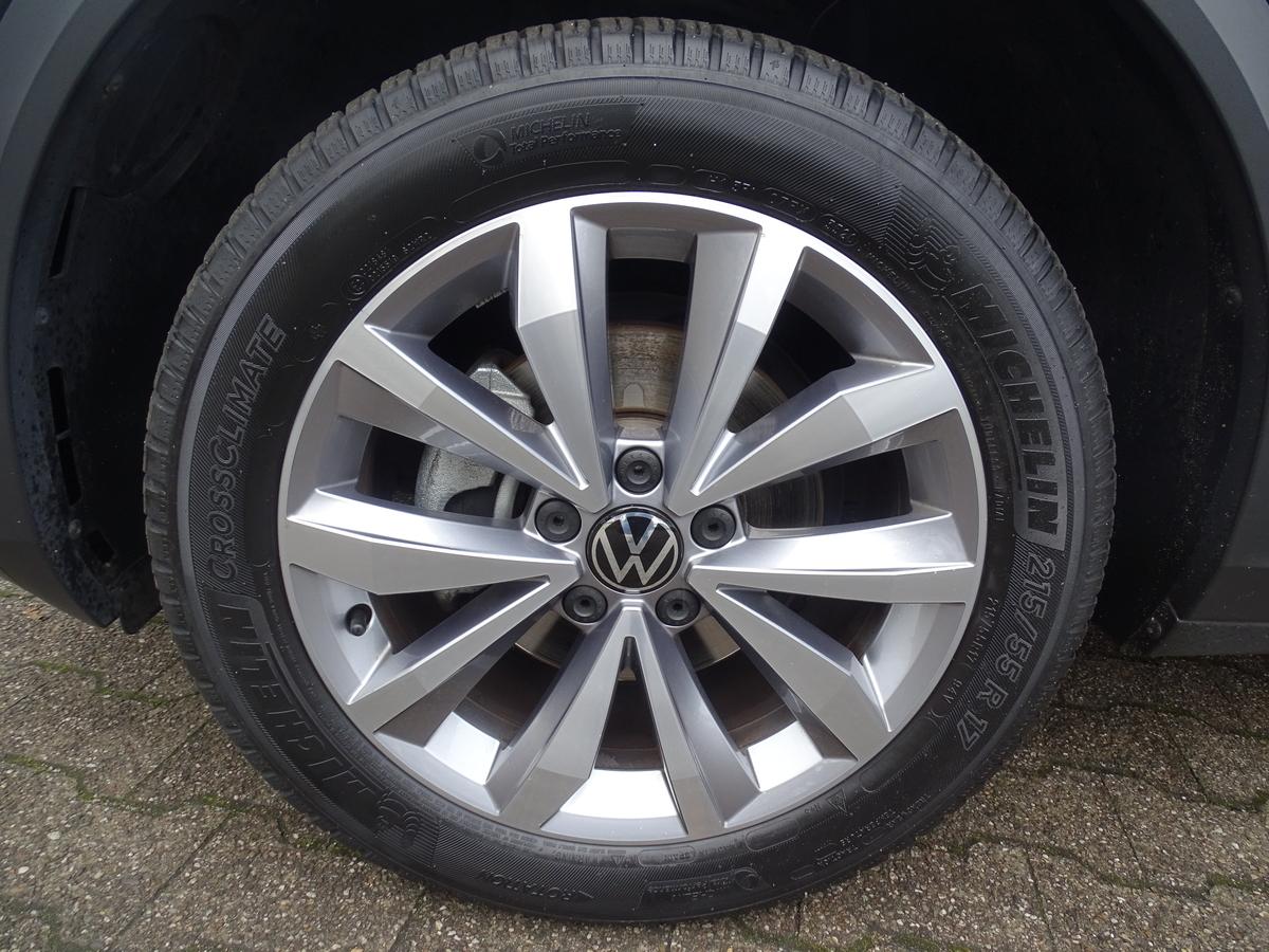 Volkswagen T-Roc 1.5 TSI DSG Style AHK