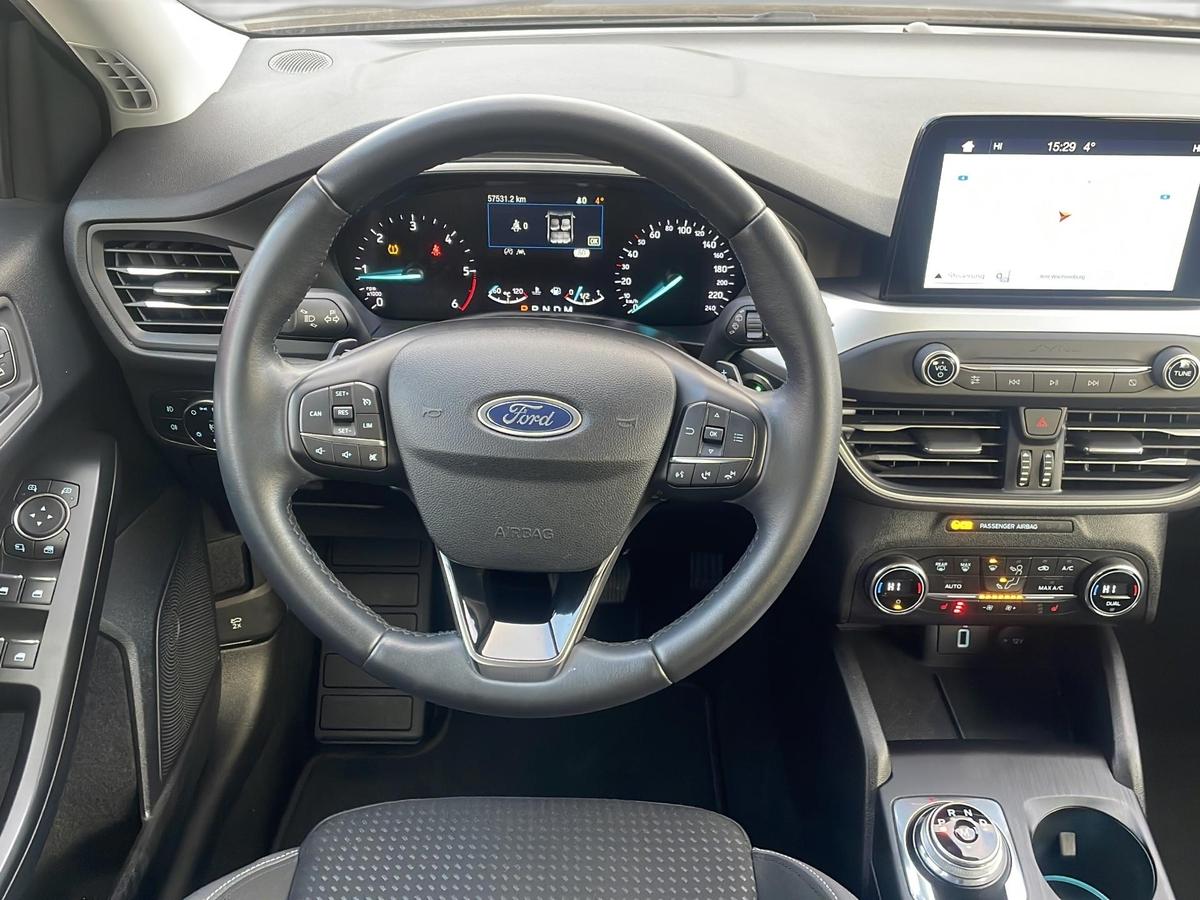 Ford Focus 1.5 EcoBlue Cool&Connect  *AUT*SHZ*NAVI*