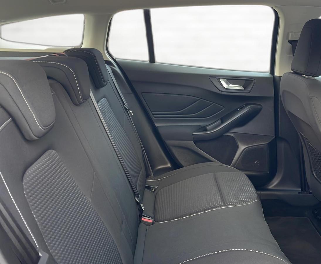 Ford Focus 1.5 EcoBlue Cool&Connect  *AUT*SHZ*NAVI*