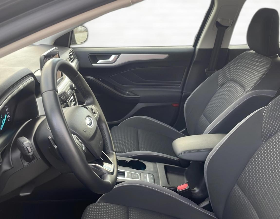 Ford Focus 1.5 EcoBlue Cool&Connect  *AUT*SHZ*NAVI*