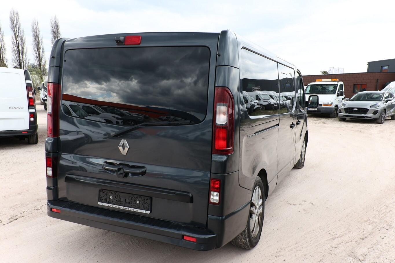 Renault Trafic dCi 145 L2 Grand SpaceClass 7S Nav PDC