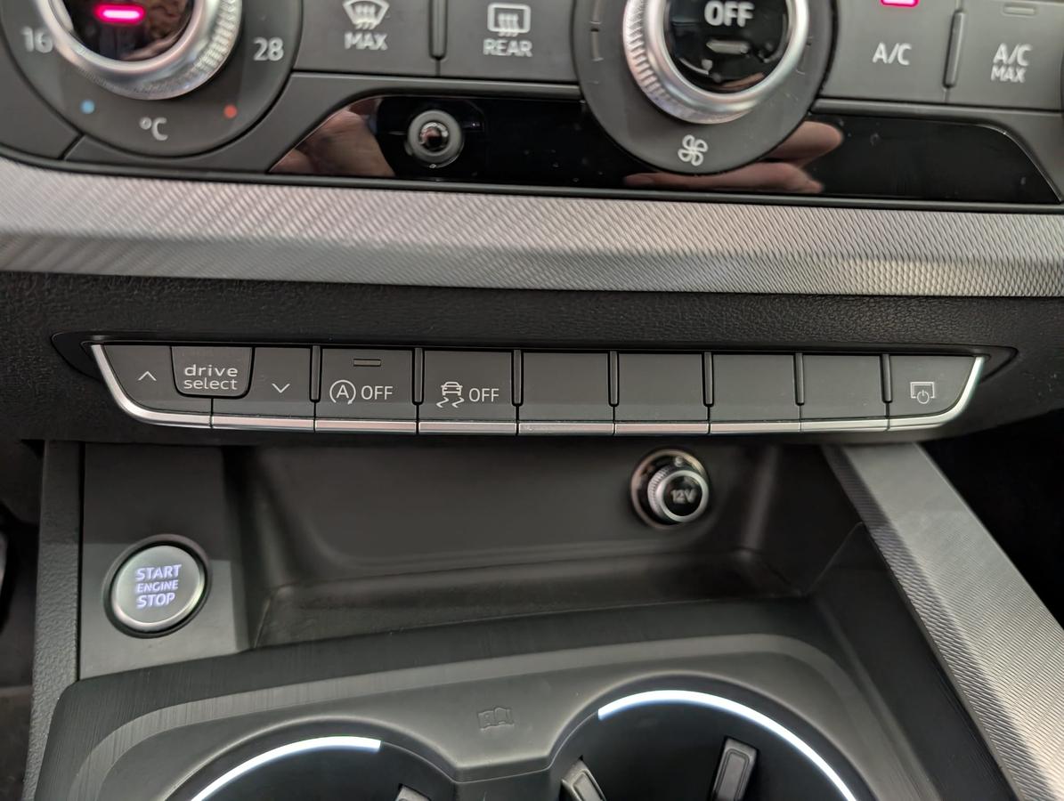 Audi A4 Avant 2.0 TSI Navi Xenon AHK