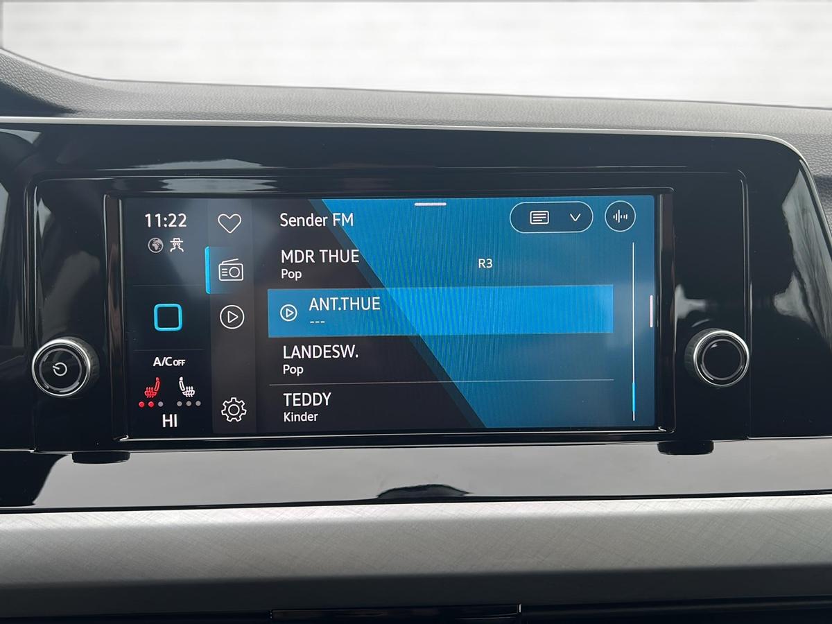 Volkswagen Golf VIII 2.0 TDI Life *LED*SHZ*LRH*PDC*