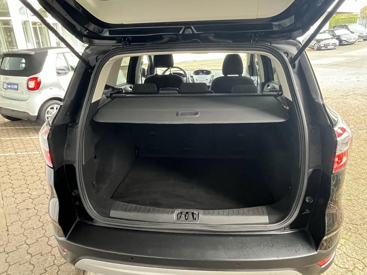 Ford Kuga 1.5 EB 61 TKM*DESIGN PKT*AHK ABNEHMB*WINTER PKT*PRIVACY