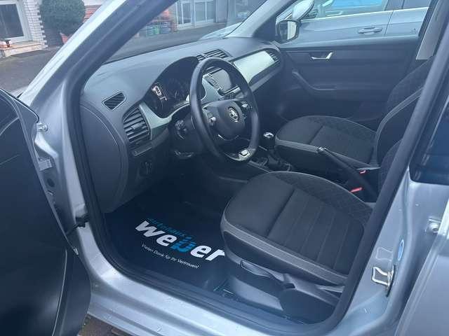 Skoda Fabia Ambition*Kombi*NAVIGATION*CARPLAY*SITZ-HZ*Tempomat