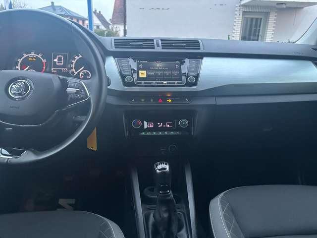 Skoda Fabia Ambition*Kombi*NAVIGATION*CARPLAY*SITZ-HZ*Tempomat